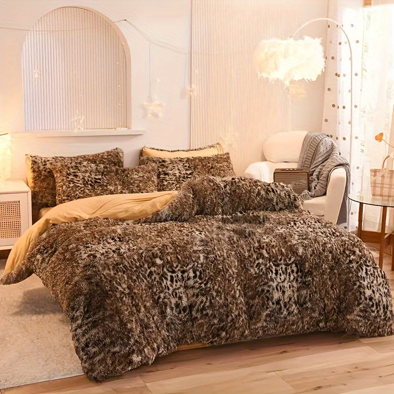 Leopard Print Plush Bedding Set – 3 Piece
