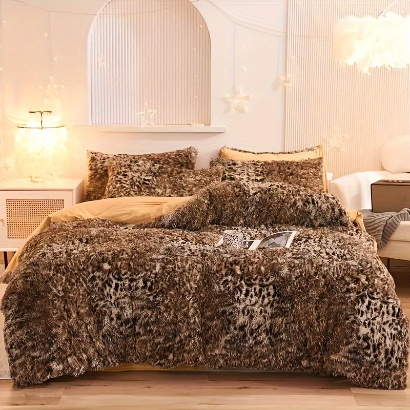 Leopard Print Plush Bedding Set – 3 Piece