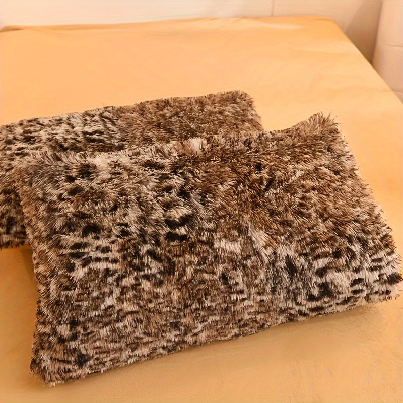 Leopard Print Plush Bedding Set – 3 Piece