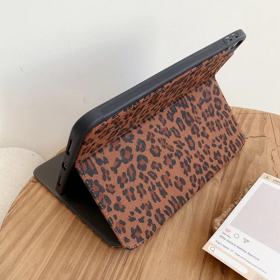 Leopard-Print 3-Fold iPad Case