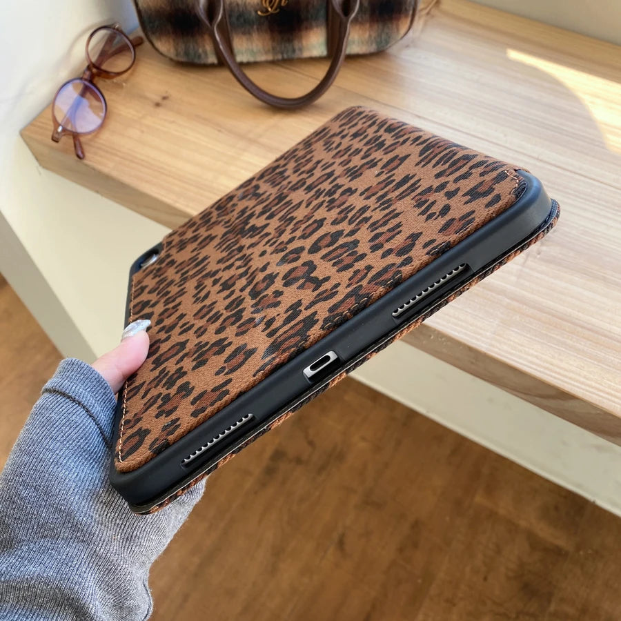 Leopard-Print 3-Fold iPad Case
