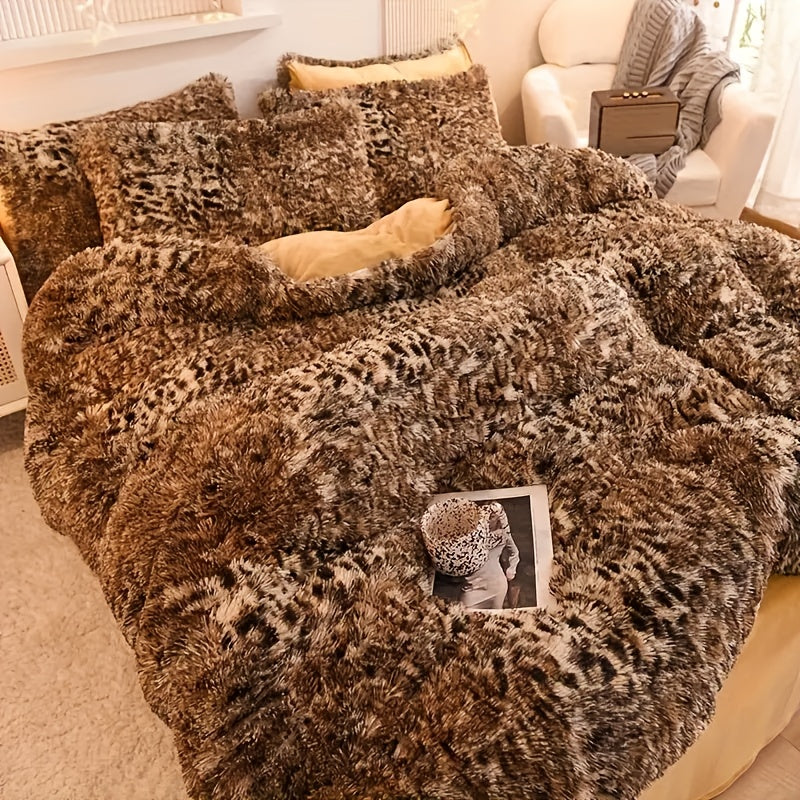 Leopard Print Plush Bedding Set – 3 Piece