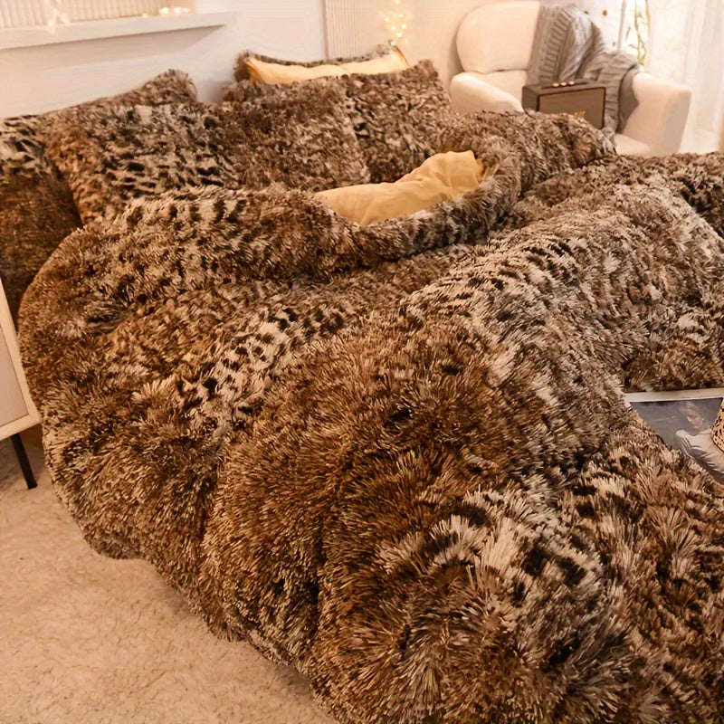 Leopard Print Plush Bedding Set – 3 Piece
